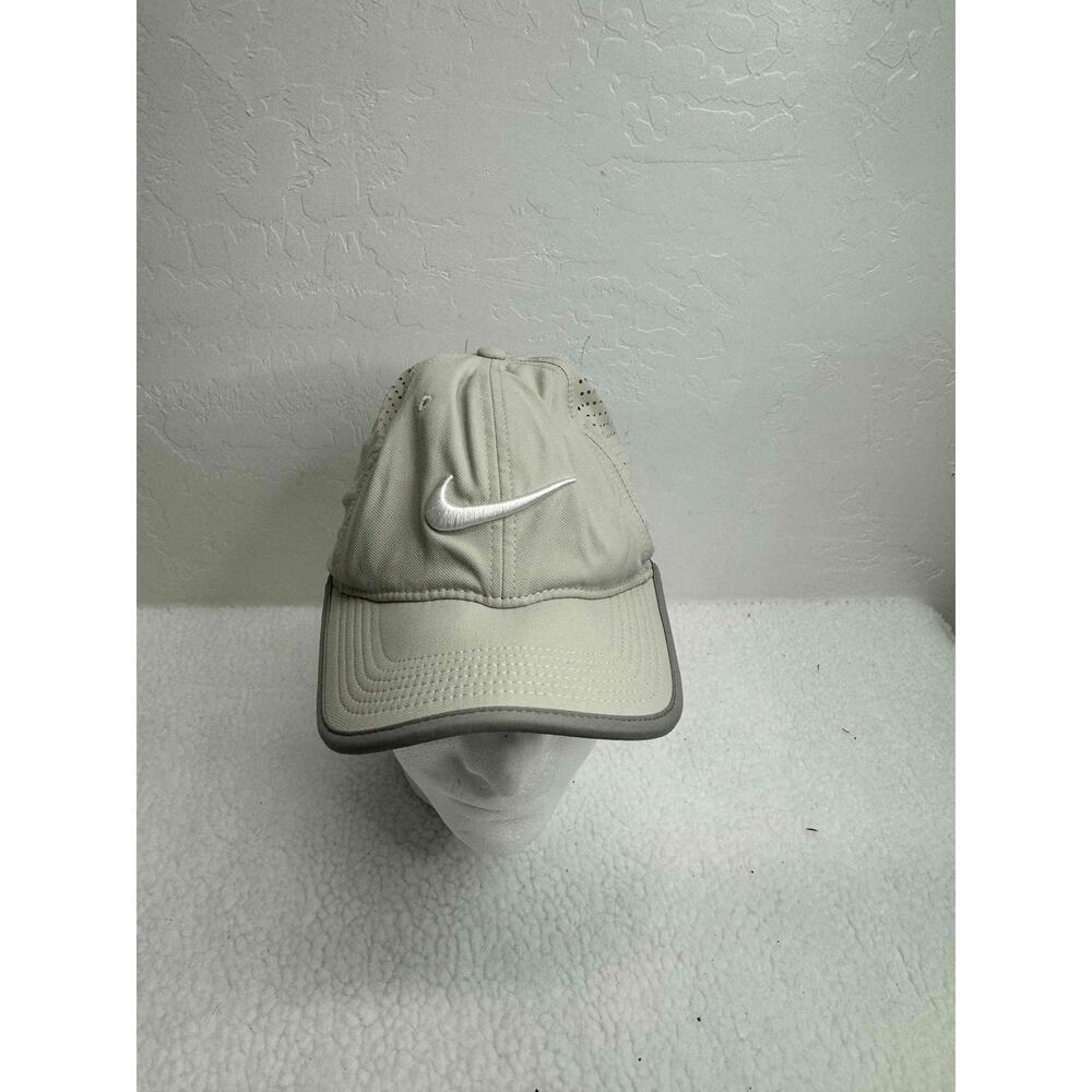 Nike Classic99 Perforated Baseball Cap Logo Curved Brim One Size Polyester